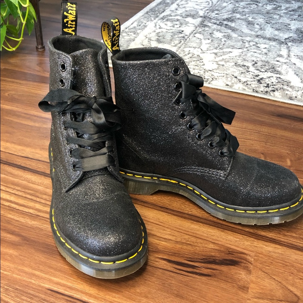 Dr Martens , Size 7 Pascal Boots